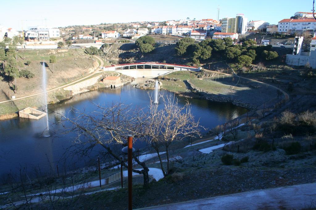 Pensjonat Quinta De La Barandica Miranda do Douro Zewnętrze zdjęcie