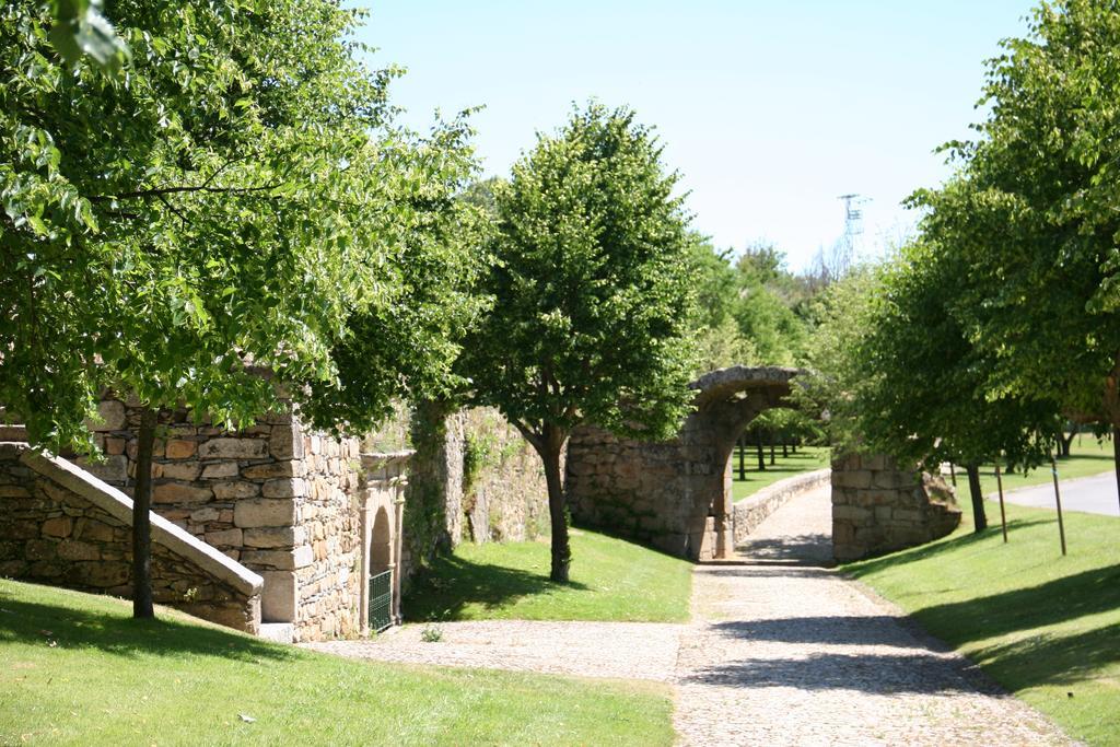 Pensjonat Quinta De La Barandica Miranda do Douro Zewnętrze zdjęcie